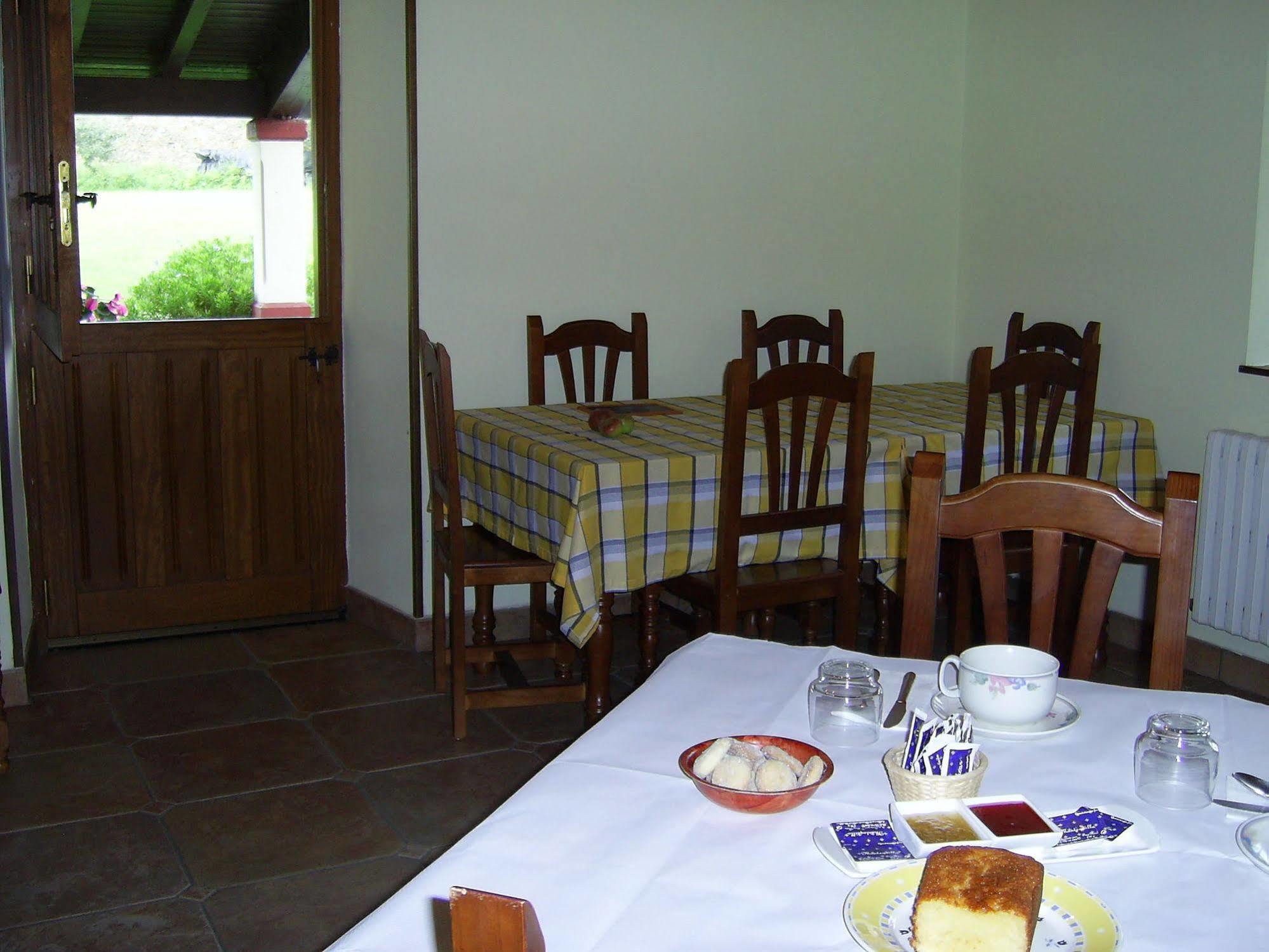 Casa Fonso Pensionat Villapedre Exteriör bild